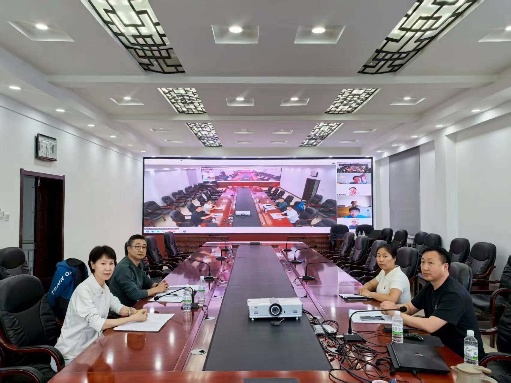 規(guī)劃設計室黨支部召開深入貫徹中央八項規(guī)定精神學習教育總結(jié)會